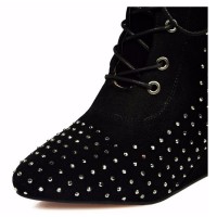 Bottines talons compensés, aspect daim, noires, strass, lacets, Liyane