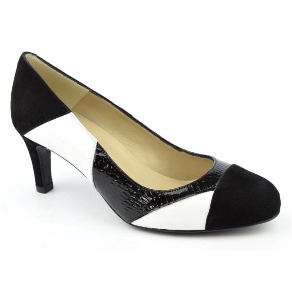 Escarpins Le Cœur 90 en cuir verni et PU en vert – Alaia