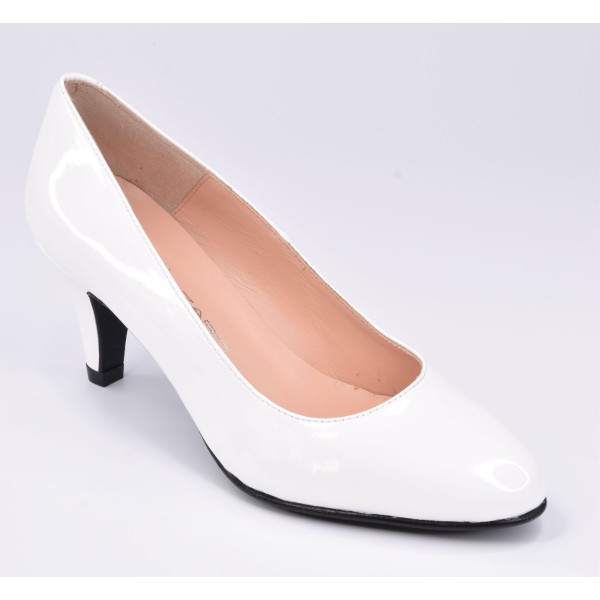 Chaussure, escarpins, femme petite pointure, F96136, Brenda Zaro, cuir verni, blanc, vue diagonale