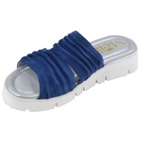 mule-petite-pointure-34-daim-bleu-vue-trois-quarts