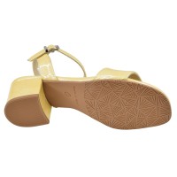 Sandales semelle extérieure élastomère antidérapant