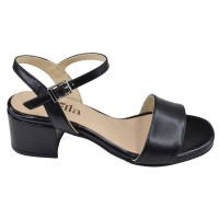 Sandales noir talon 4 cm profil