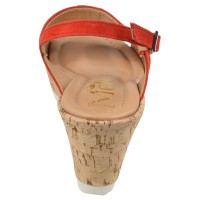 sandales compensées rouge 1699 vue arrière talon liège