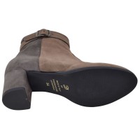 Semelle extérieure en caoutchouc des bottines Mella Italie 2472