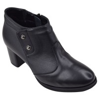 Low boots femme en cuir noir Mella Italie 2519 petites pointures 32 à 35 vue de trois-quarts.