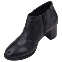 Profil intérieur des low boots en cuir noir Mella Italie 2519 avec fermeture éclair latérale.