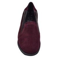 Vue de face des mocassins en daim bordeaux pour petites pointures