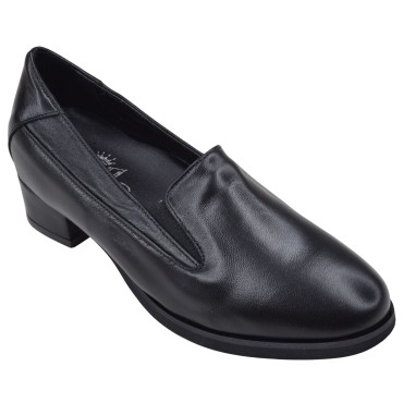 Mocassins femme en cuir noir Mella Italie 2037 vue de trois quarts